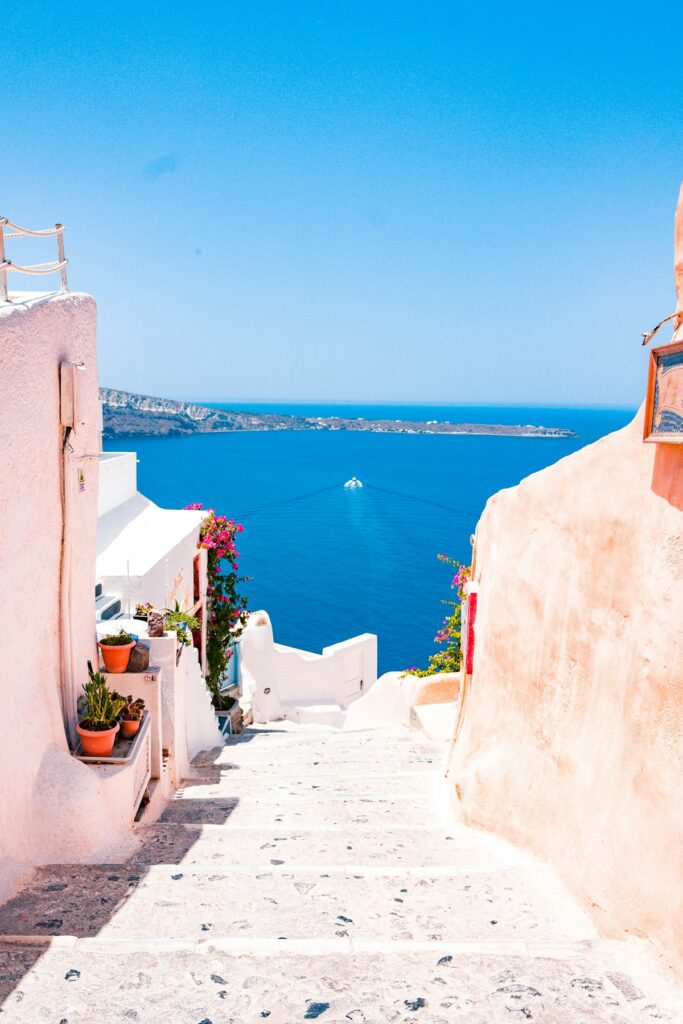 Pastel houses of Positano cascading to the Tyrrhenian Sea
